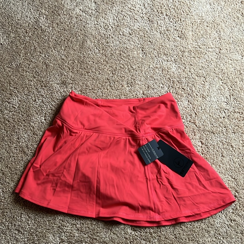 90 Degrees - Picture 4 of 9
